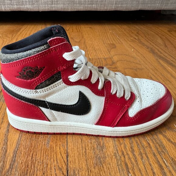 Have one to sell? Sell now Jordan 1 Retro High OG Chicago Lost and Found (PS) - Picture 3 of 8